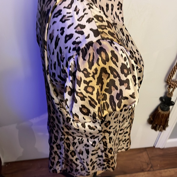 Top - Picture 4 of 7